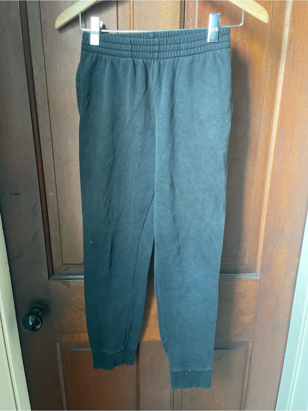 Jordan boys large black sweatpants